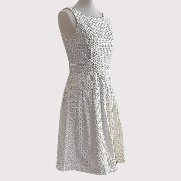 White House Black Market White Fit & Flare Eyelet Lace Dress – Size 4, Perfect - Picture 3 of 5